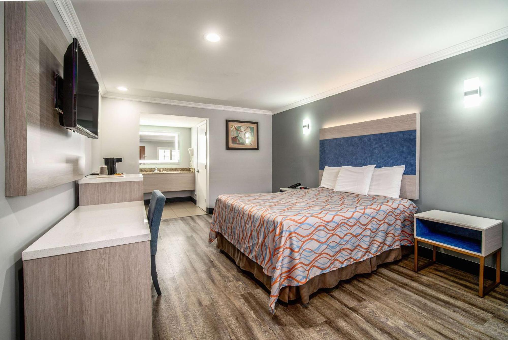 Travelodge Inn & Suites By Wyndham Bell Los Angeles Area Exterior foto